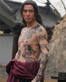 <a href='/s/sj-6650.html' target='_blank'><b>史进</b></a> 九纹龙史进是什么人?梁山第一人