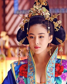 <a href='/s/df-3017.html' target='_blank'><b>德妃</b></a> 德妃有点多收宠?康熙皇帝最宠爱的妃子,一生堪称完美