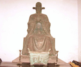 明朝初年名臣铁铉简介：靖难之变时，不肯投降造反的朱棣