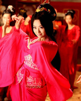 <a href='/s/xhh-6174.html' target='_blank'><b>萧皇后</b></a> 从隋到唐几经转手的萧皇后做了半世女俘