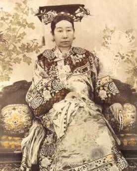 <a href='/s/cx-7067.html' target='_blank'><b>慈禧</b></a> 慈禧统治中国长达47年之久 慈禧凭什么统治这么长的时间