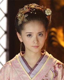 汉朝时期汉朝是什么身份？她为何敢骂皇帝？