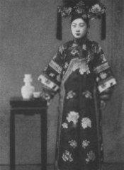 飞2.jpg 清代选妃程序及妃嫔等级